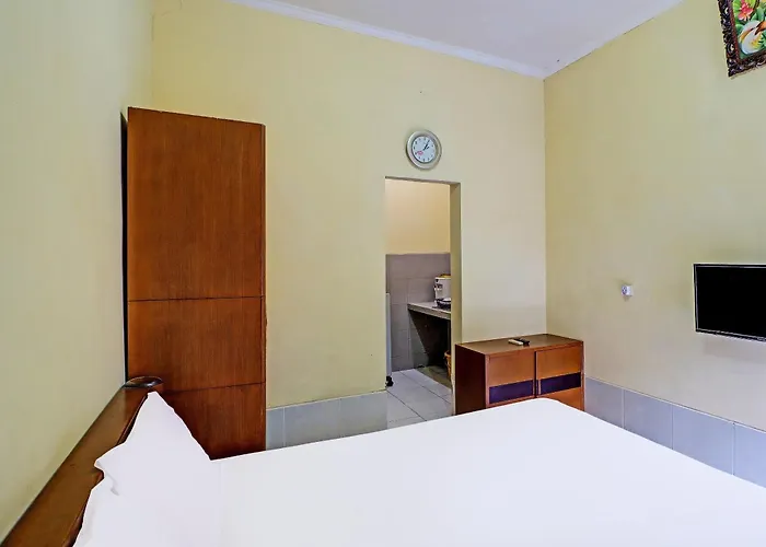 Oyo 91738 Ciung Wanara Hotel