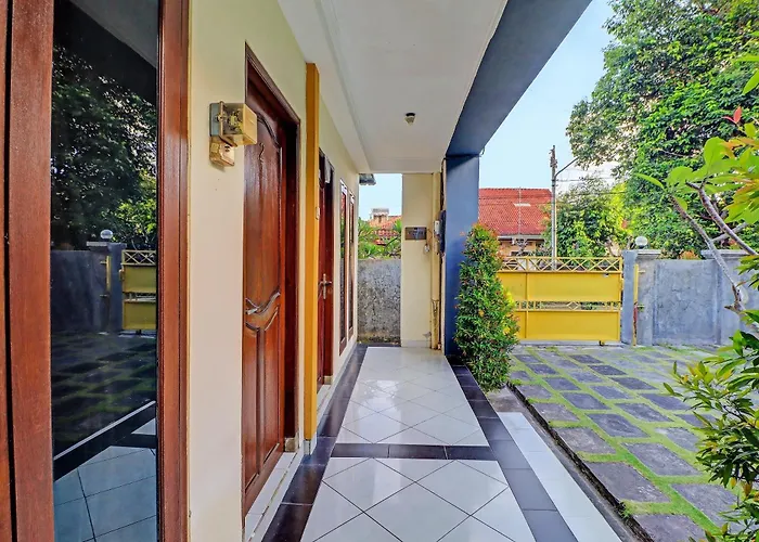 Oyo 91738 Ciung Wanara Hotel